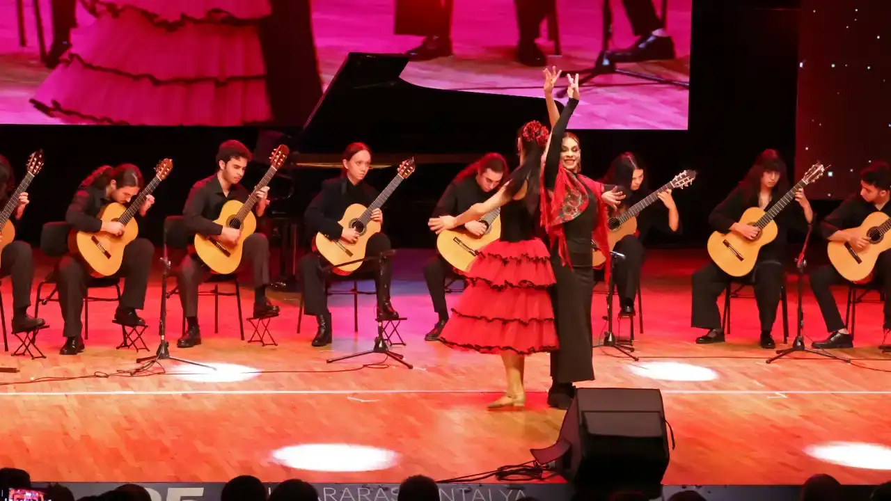 Antalya Piyano Festivali’nde Genç Yetenekler Büyüledi! 1